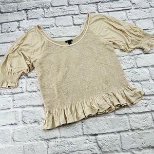 Ann Taylor Cream Ruffle Blouse Size Medium Short Sleeve Casual Smocked Crop